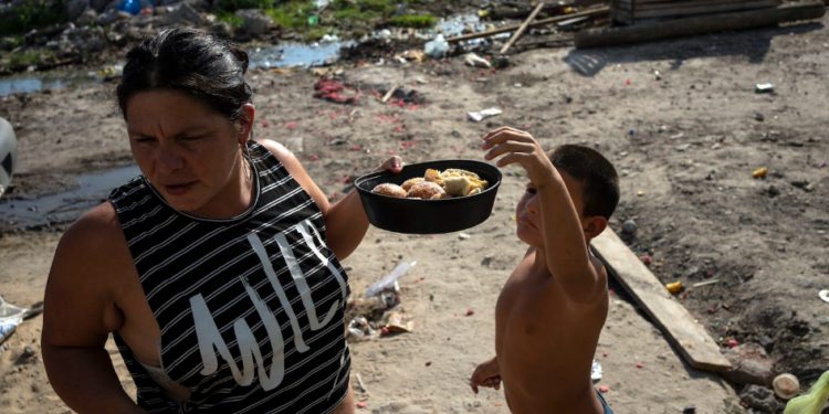 La canasta básica aumentó 4,6% en mayo y una familia necesitó casi $100.000 para no ser pobre