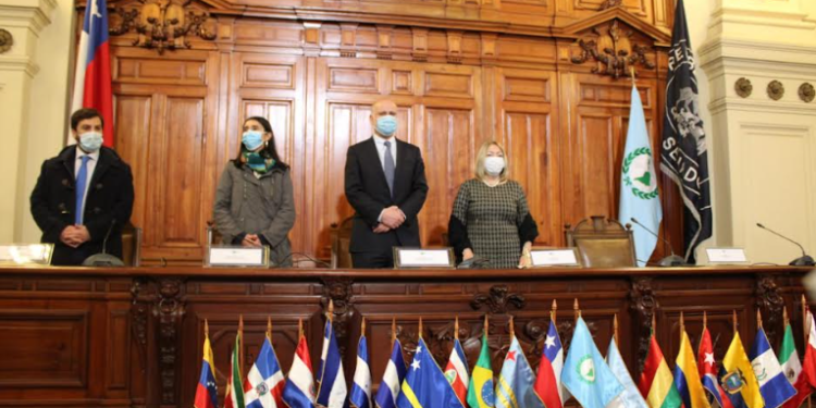 Legisladores de la Región se reunieron en Chile paraconocer el proceso contituyente de ese país