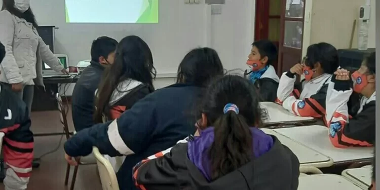 Proyecto Huertas en la Escuela N° 321 de Los Perales