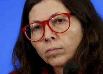 El dólar cedió pero la señal fiscal de Batakis aún no convence al mercado