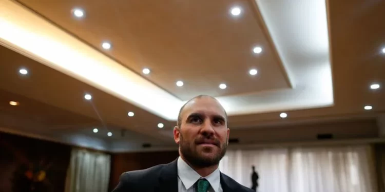 El Gobierno va a sostener el precio de los bonos en pesos