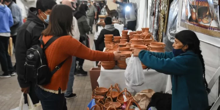 Primera Feria Provincial del Mercado Artesanal