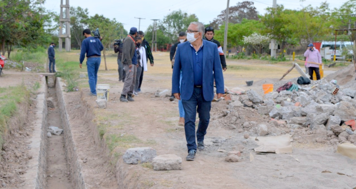 Avanza la pavimentación de las calles de San Pedro