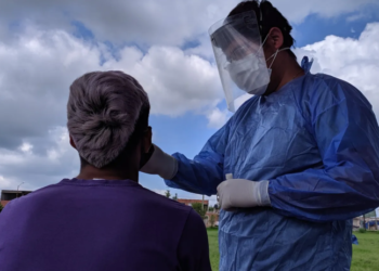 ¿Cuáles son los síntomas para realizar el testeo?