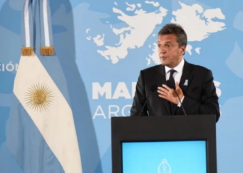 Empresarios y políticos apoyan el ingreso de Sergio Massa como súper ministro de Economía