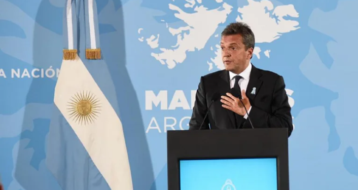 Empresarios y políticos apoyan el ingreso de Sergio Massa como súper ministro de Economía