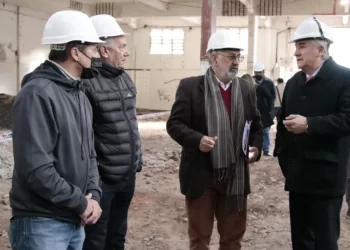 Avanzan las obras sobre el mercado 6 de Agosto