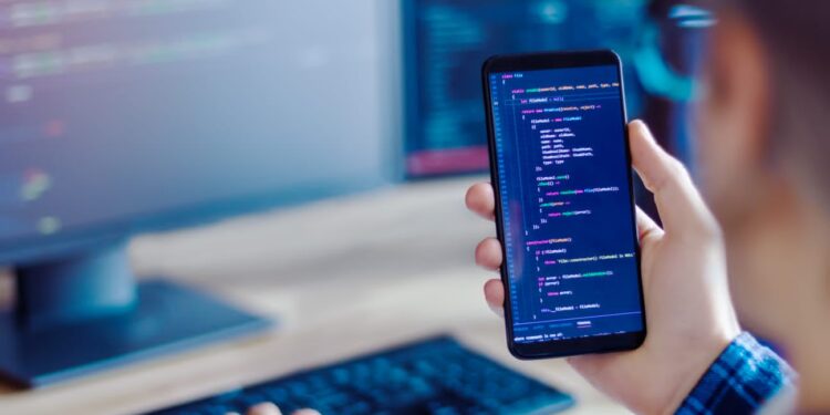 Telecom amplía su estrategia de  búsqueda de talento digital con experiencia en IT