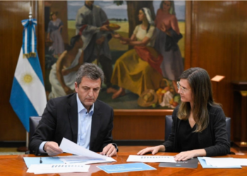 Jubilados aumento y bono EN VIVO: Massa y Raverta anunciaron suba del 15% y bono de $ 7000 por tres meses