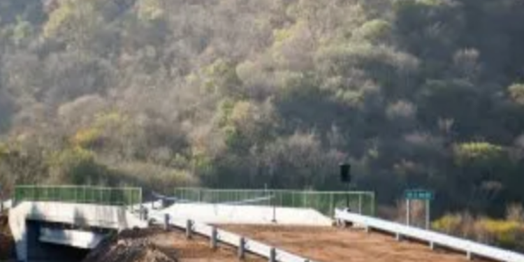 Gerardo Morales inauguró un puente en El Fuerte, en el marco del aniversario de su fundación