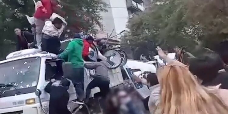 Una nena de 11 años murió luego de ser atropellada por un camión en una caravana política en Santiago del Estero