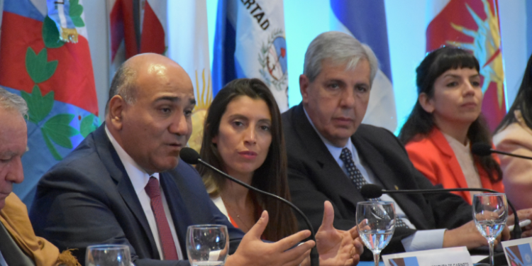 Con la presencia del Jefe de Gabinete de Ministros de la Nación, se realizó la Reunión Plenaria