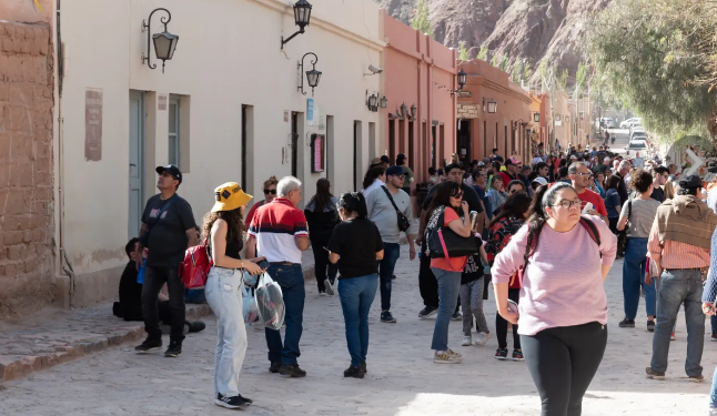 Más de 15mil turistas visitaron Jujuy durante el fin de semana largo