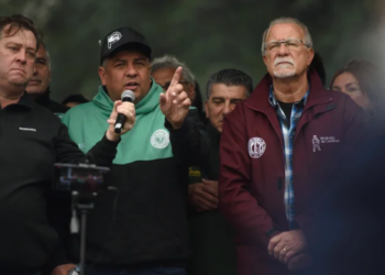 En su primera marcha en tres años, la CGT expuso fisuras y contradicción en el reclamo