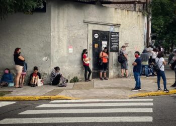 El desempleo bajó al 6,9% en el segundo trimestre y afectó a 1,46 millones de personas en todo el país