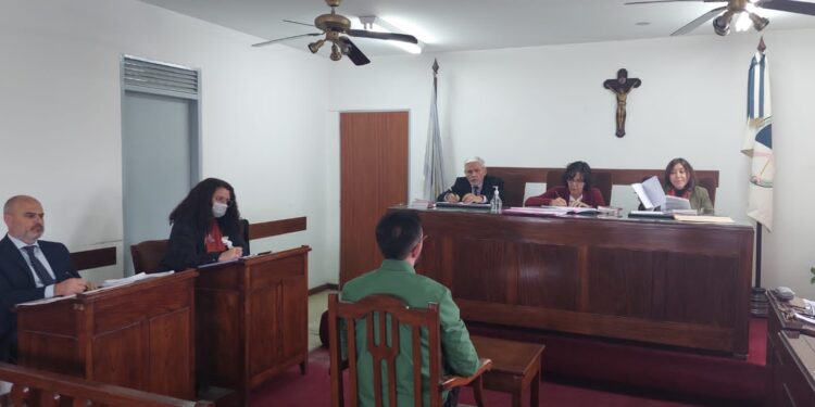 Condenaron a un policía por el robo de 82 tablets