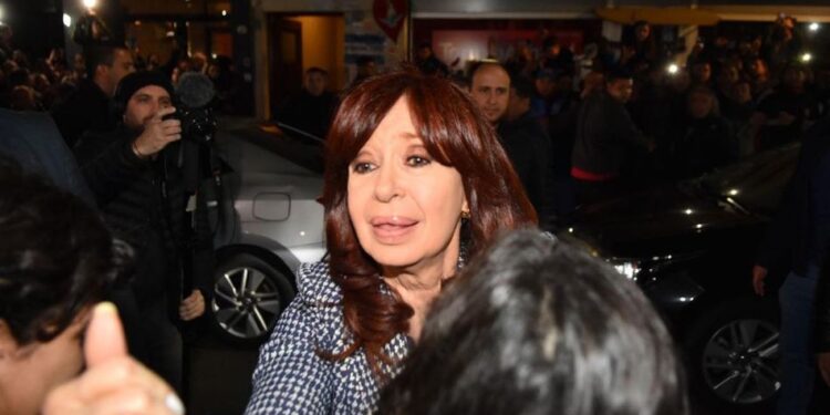 La Justicia argentina detuvo un tercer involucrado en el ataque a Cristina Fernández
