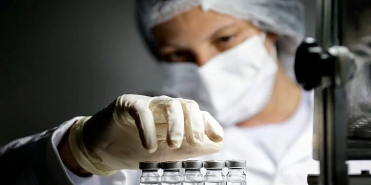 El suero equino hiperinmune desarrollado en la Argentina redujo 42% la mortalidad por COVID