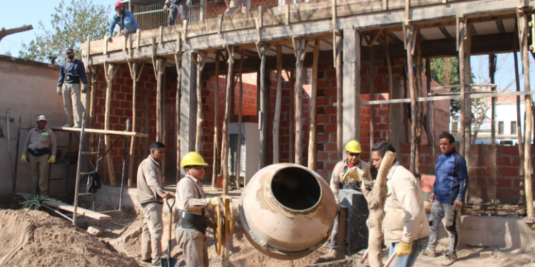 Julio Bravo destacó el avance de obras en el nuevo Registro Civil