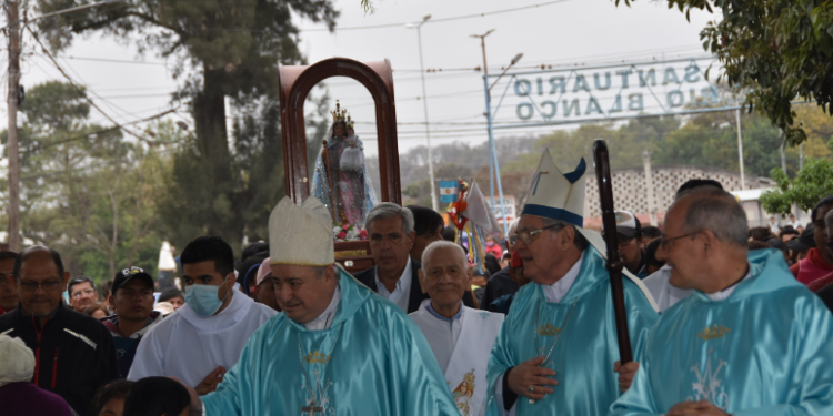 La Virgen de Río Blanco y Paypaya recibió el cariño de la familia juejañaa