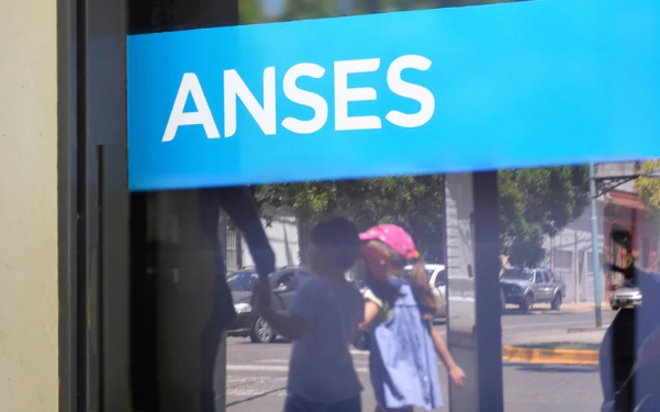 El Gobierno dará un bono especial de 45 mil pesos en dos cuotas para sectores vulnerables