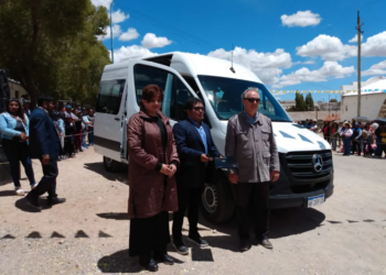 El Gobierno Provincial entregó una Trafic al pueblo de El Aguilar en el día de su patrona