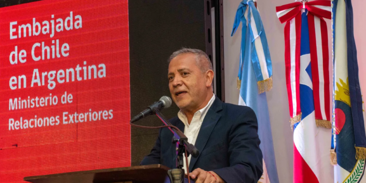 Buscan profundizar oportunidades de negocios con Chile