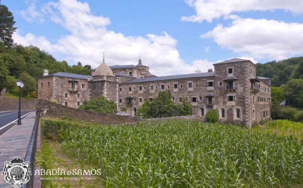 El “¿qué mirás bobo?” de Messi está tallado desde hace 450 años en el techo de un monasterio español: la historia detrás del misterio