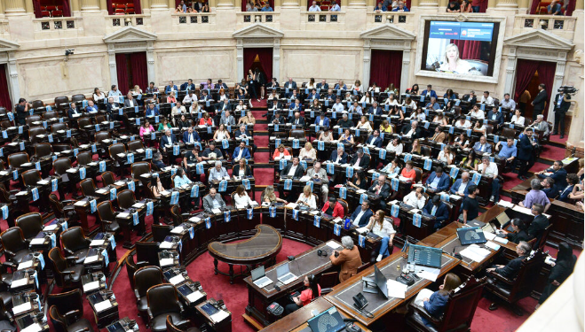 El Congreso paralizado y a la espera de las sesiones extraordinarias