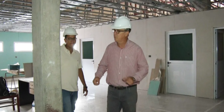 Obras de ampliación de hospital Zabala, al 80%