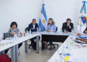El Gobierno de la Provincia propuso un aumento del 20% en los haberes del sector docente