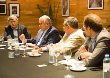 Morales reafirmó su objetivo de ampliar la matriz productiva del país