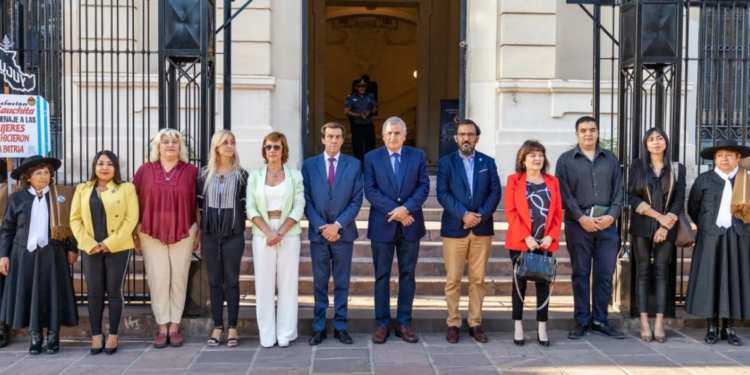 Morales y Sadir conmemoraron el Día Internacional de la Mujer