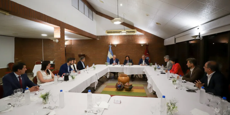 Jujuy, Salta y Catamarca avanzan hacia el desarrollo de la cadena de valor del litio