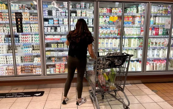 La canasta básica subió 8,3% en febrero y una familia tipo necesitó más de $177.000 para no ser pobre