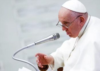 El papa Francisco tiene bronquitis y responde bien al tratamiento con antibióticos