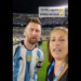 Le pidió una selfie a Lionel Messi y él tuvo que enseñarle cómo sacarla: “No me juzguen”