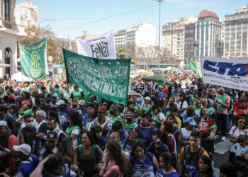 Los estatales de ATE ratificaron el paro para este miércoles 12 en reclamo de la reapertura de paritarias