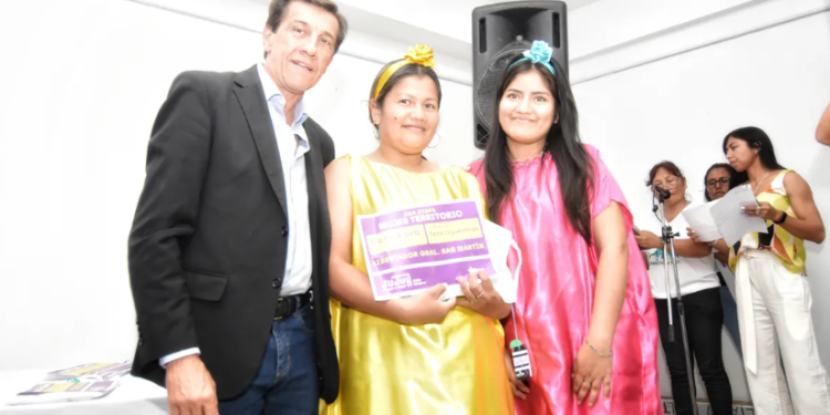 Sadir entregó subsidios, kits para prevenir el dengue y certificados de capacitación en Libertador