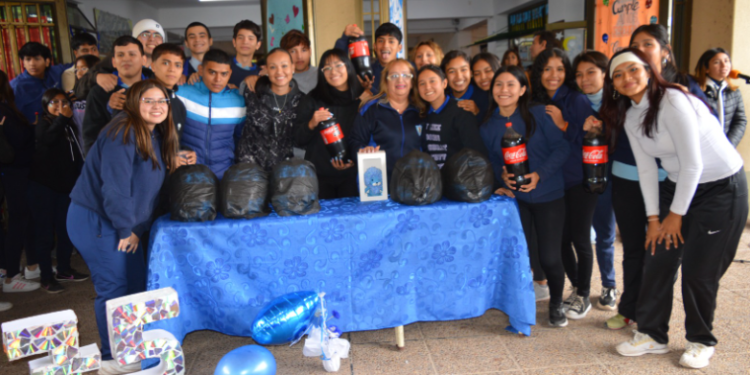 La Escuela Comercial «Doctor José de Ingenieros» cumplió 75 años de vida institucional