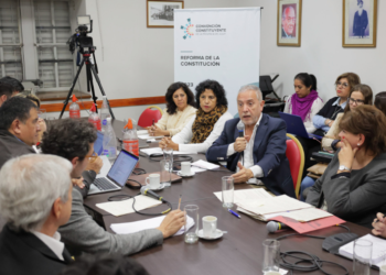 Expertos gubernamentales y expertos técnicos del Colegio de Ingenieros de Jujuy informaron enfoques relativos a cambio climático, transición energética e inteligencia artificial