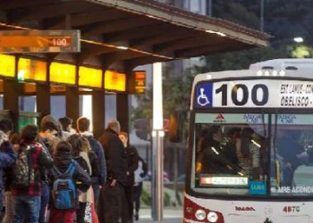 El Ministerio de Trabajo dictó conciliación obligatoria y dejó sin efecto el paro de colectivos de mañana