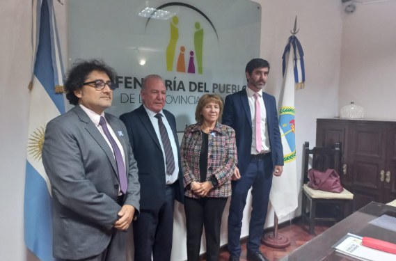 La Defensoría del Pueblo firmó un convenio de colaboración con la Oficina Anticorrupción