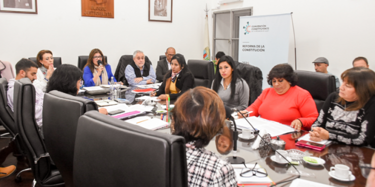 La Comisión de Educación recibió a los gremios docentes