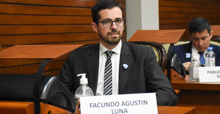 La nueva Constitución se nutrirá de un debate abierto y participativo