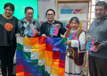 Presentaron el Diccionario Oficial Español-Quechua que legitima el idioma Runasimi