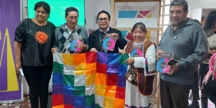 Presentaron el Diccionario Oficial Español-Quechua que legitima el idioma Runasimi