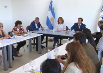 Con $179.000 de salario inicial, el Gobierno mejoró sustancialmente la oferta a los docentes