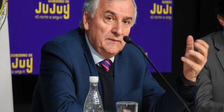 Morales instó a los docentes a volver al trabajo mañana y seguir dialogando