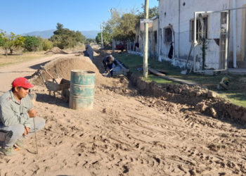 Importante avance de obra de cordón cuneta en San Pedro de Jujuy